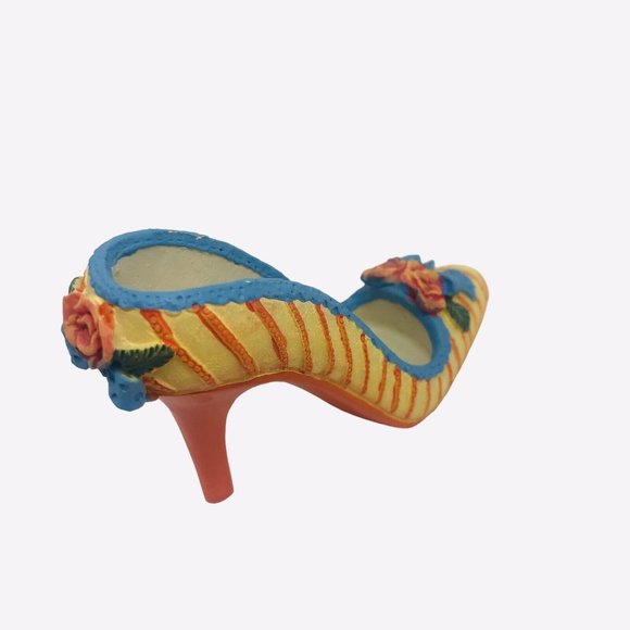 My Treasure Vintage 1999 Mini High Heel Shoe Figurine Embossed Roses 4.5" - Picture 3 of 12